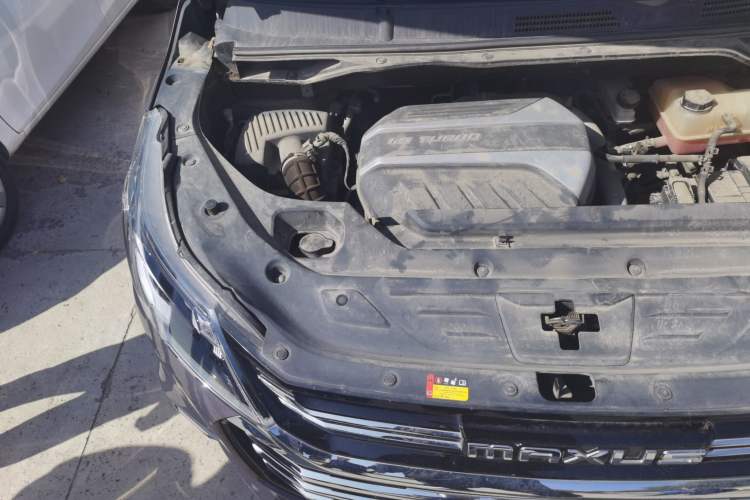 Used SAIC MAXUS G50 2020 1.5T Automatic Luxury Edition Engine Bay Right