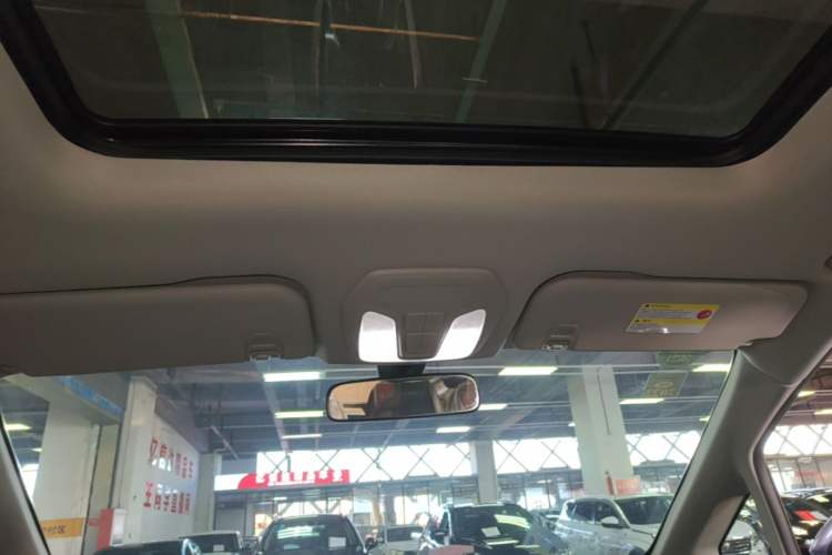 Used SAIC MAXUS G50 2020 1.5T Automatic Luxury Edition Headliner