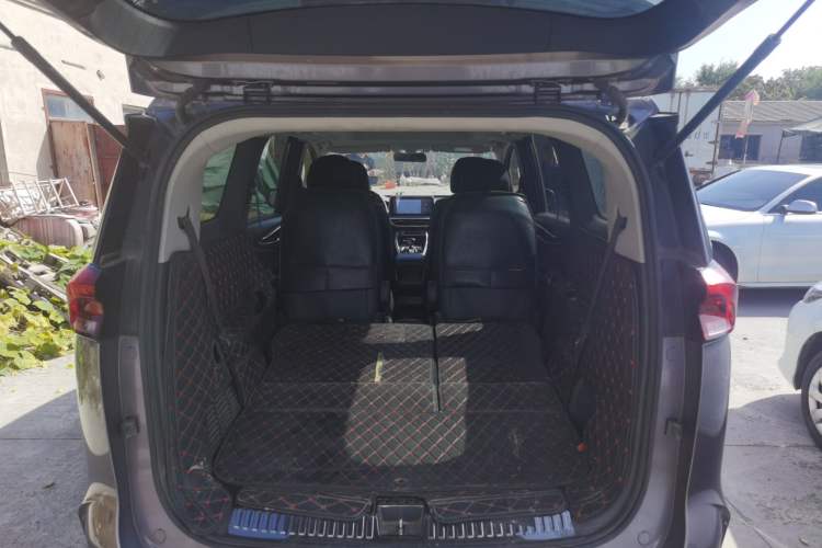Used SAIC MAXUS G50 2020 1.5T Automatic Luxury Edition Trunk