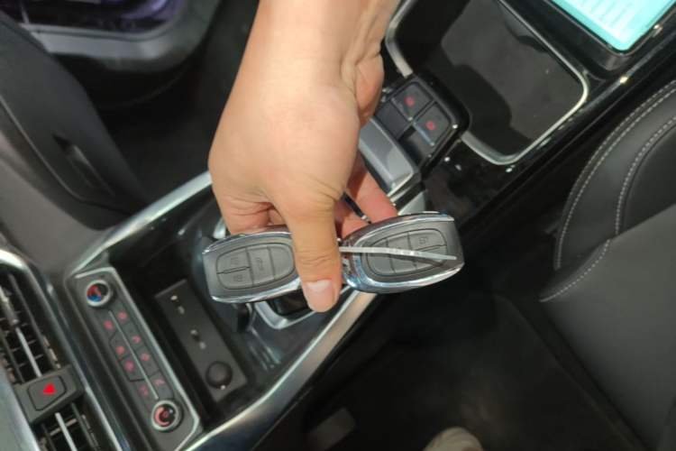 Used SAIC MAXUS G50 2020 1.5T Automatic Luxury Edition Vehicle Key