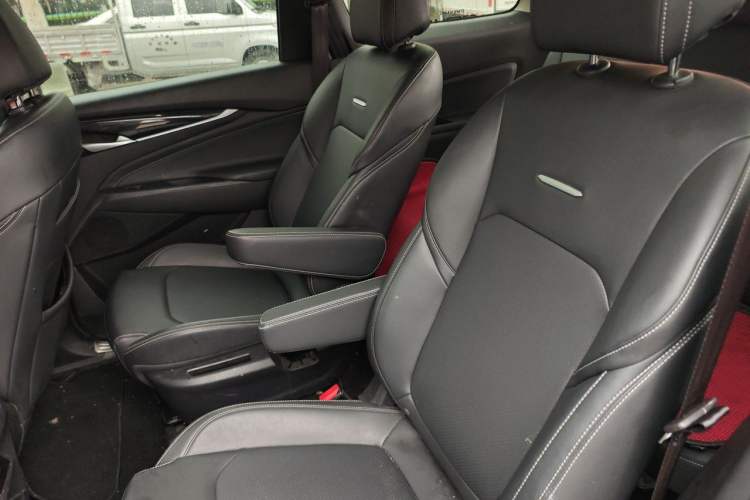 Used SAIC MAXUS G50 2020 1.5T Automatic Luxury Edition Interior 4