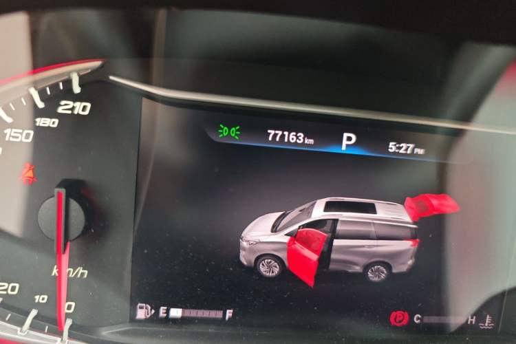 Used SAIC MAXUS G50 2020 1.5T Automatic Luxury Edition Odometer Close Up