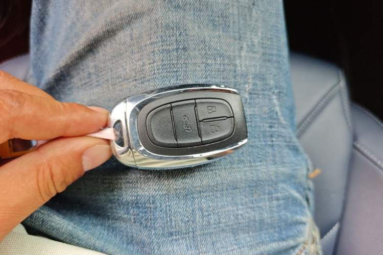Used SAIC MAXUS G50 2020 1.5T Automatic Luxury Edition Vehicle Key