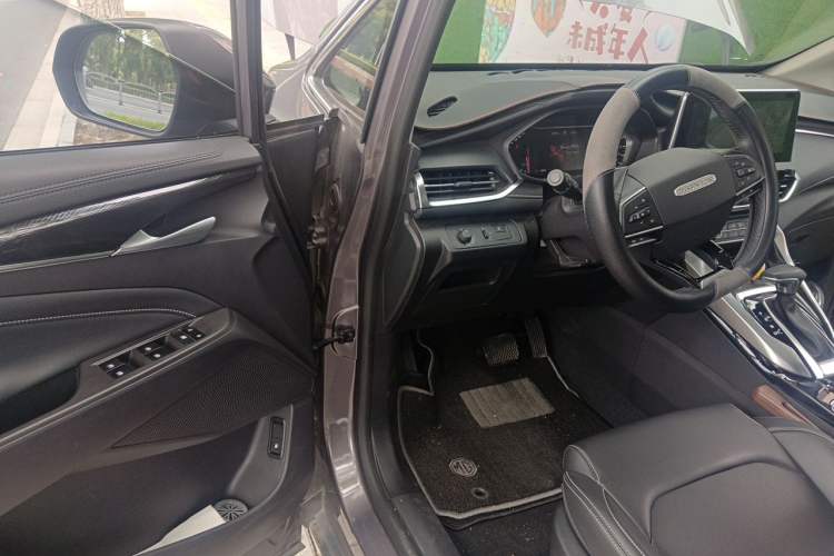 Used SAIC MAXUS G50 2020 1.5T Automatic Luxury Edition Driver Seat