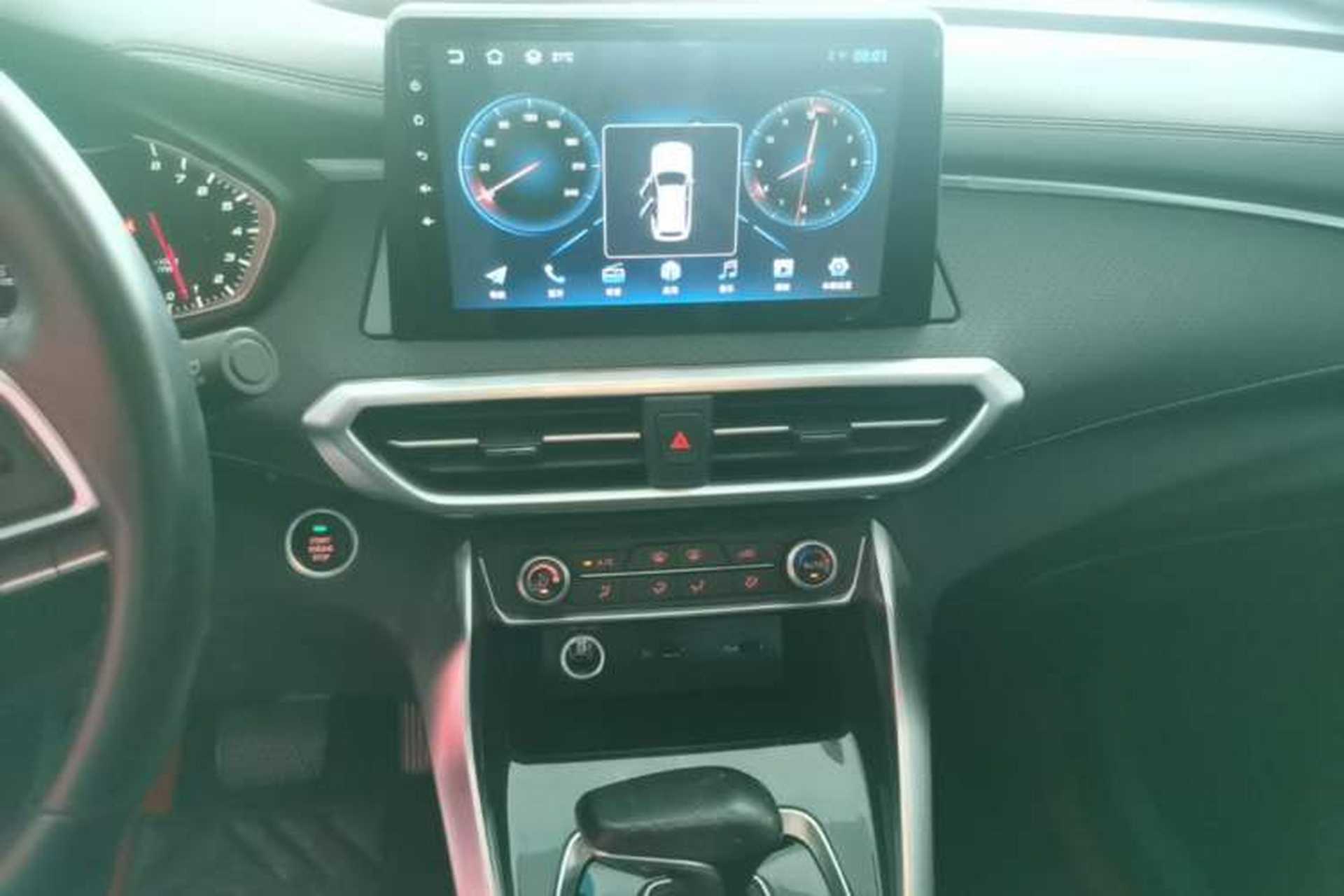 Used SAIC MAXUS G50 2020 1.5T Automatic Elite Edition Audio And AC Panel