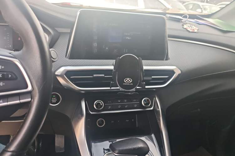 Used SAIC MAXUS G50 2020 1.5T Automatic Elite Edition Audio And AC Panel