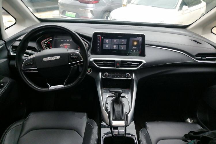 Used SAIC MAXUS G50 2020 1.5T Automatic Luxury Edition Center Console