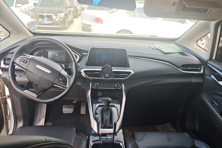 Used SAIC MAXUS G50 2020 1.5T Automatic Elite Edition Center Console
