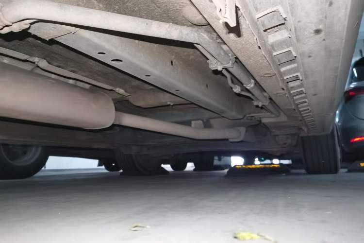 Used SAIC MAXUS G50 2020 1.5T Automatic Luxury Edition Chassis Front Left