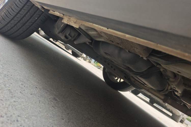 Used SAIC MAXUS G50 2020 1.5T Automatic Luxury Edition Chassis Rear Right