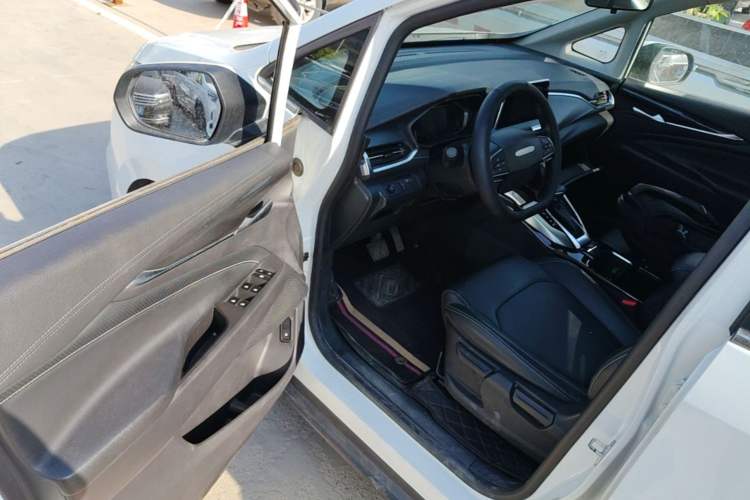 Used SAIC MAXUS G50 2020 1.5T Automatic Elite Edition Driver Seat