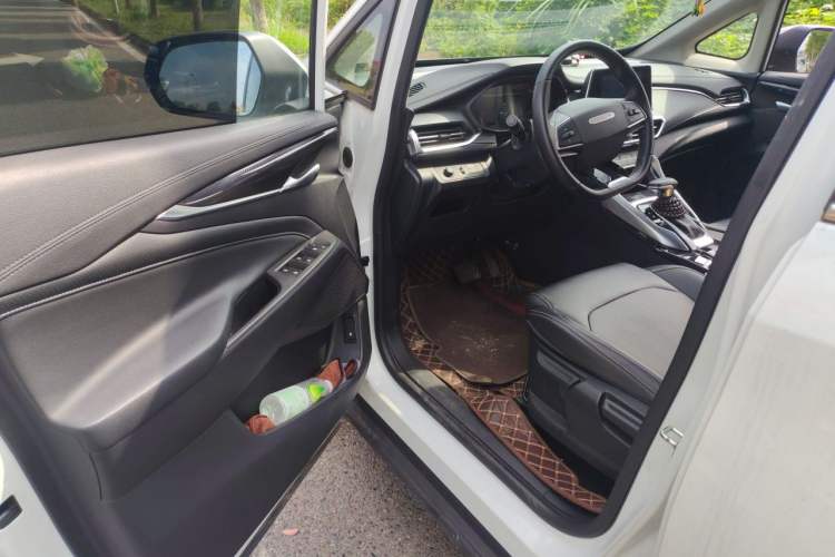 Used SAIC MAXUS G50 2020 1.5T Automatic Elite Edition Driver Seat