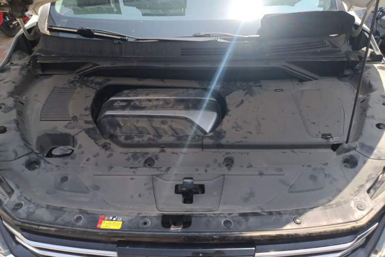 Used SAIC MAXUS G50 2020 1.5T Automatic Luxury Edition Engine Bay