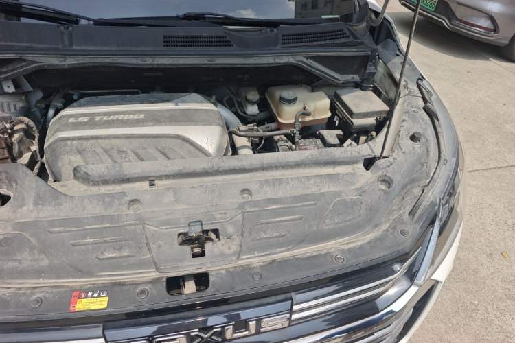 Used SAIC MAXUS G50 2020 1.5T Automatic Luxury Edition Engine Bay Left