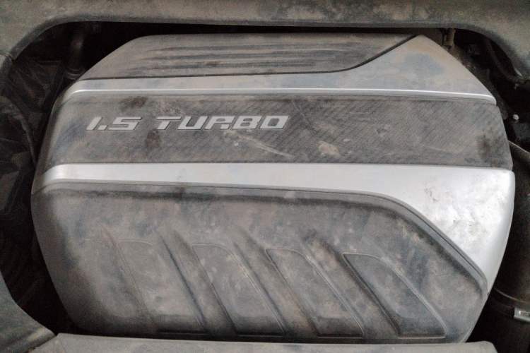 Used SAIC MAXUS G50 2020 1.5T Automatic Luxury Edition Engine Bay