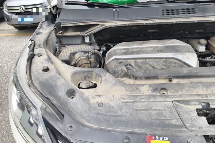 Used SAIC MAXUS G50 2020 1.5T Automatic Elite Edition Engine Bay Right