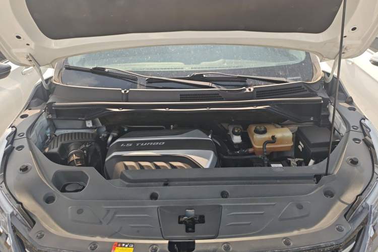 Used SAIC MAXUS G50 2020 1.5T Automatic Elite Edition Engine Bay