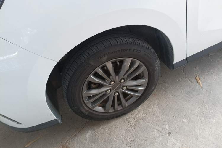 Used SAIC MAXUS G50 2020 1.5T Automatic Elite Edition Exterior 4