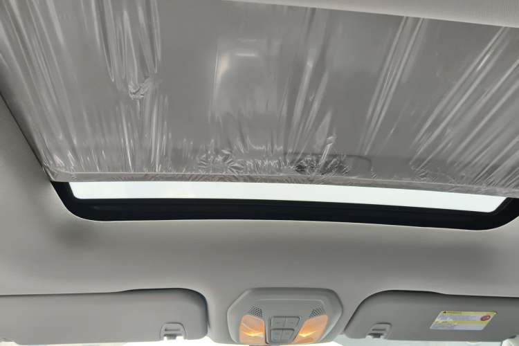 Used SAIC MAXUS G50 2020 1.5T Automatic Elite Edition Headliner