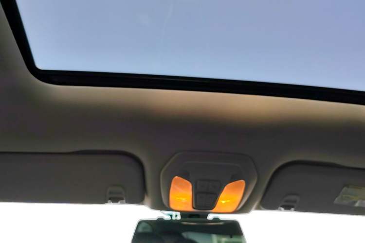 Used SAIC MAXUS G50 2020 1.5T Automatic Elite Edition Headliner
