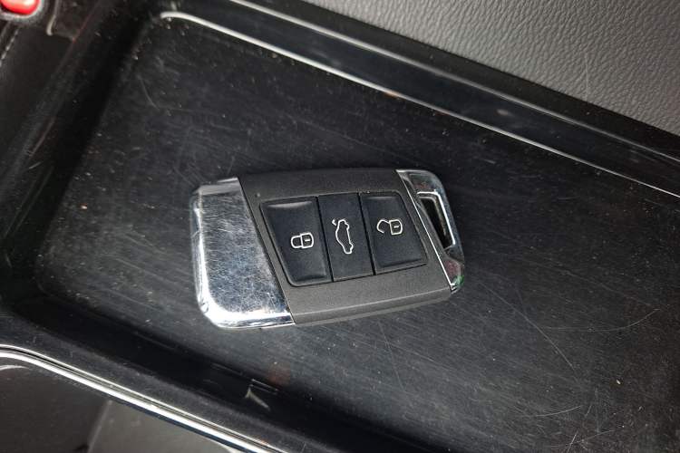 Used SAIC MAXUS G50 2020 1.5T Automatic Elite Edition Interior 1