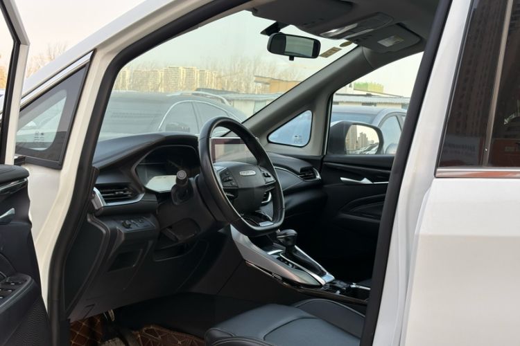 Used SAIC MAXUS G50 2020 1.5T Automatic Luxury Edition Interior 1