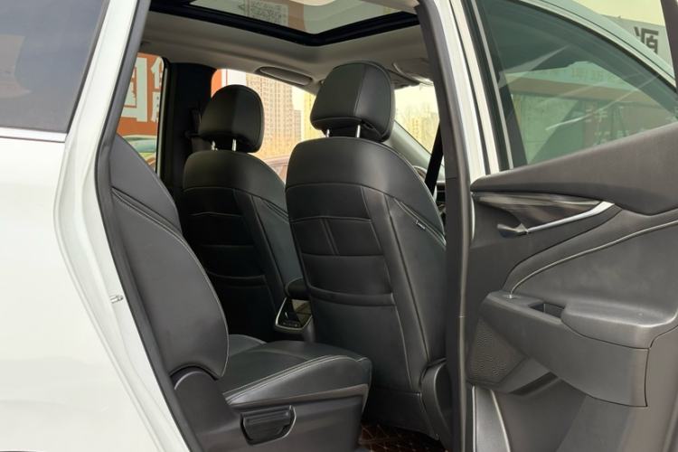 Used SAIC MAXUS G50 2020 1.5T Automatic Luxury Edition Interior 2