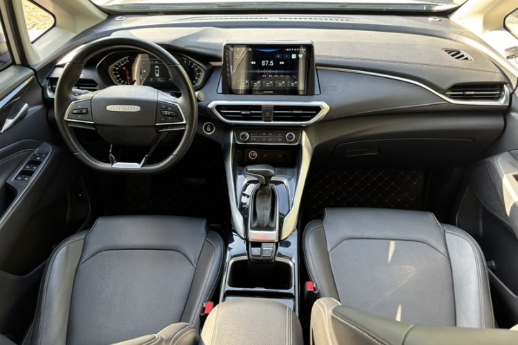 Used SAIC MAXUS G50 2020 1.5T Automatic Elite Edition Interior 2