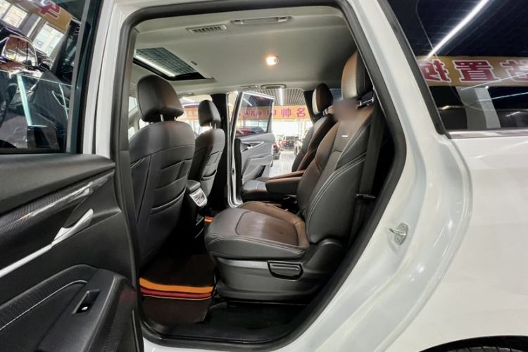 Used SAIC MAXUS G50 2020 1.5T Automatic Elite Edition Interior 6