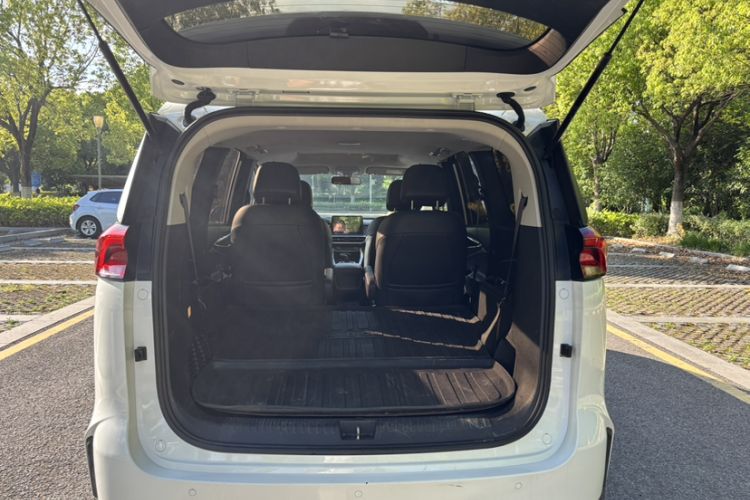 Used SAIC MAXUS G50 2020 1.5T Automatic Elite Edition Interior 6