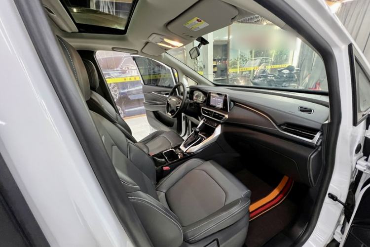 Used SAIC MAXUS G50 2020 1.5T Automatic Elite Edition Interior 8
