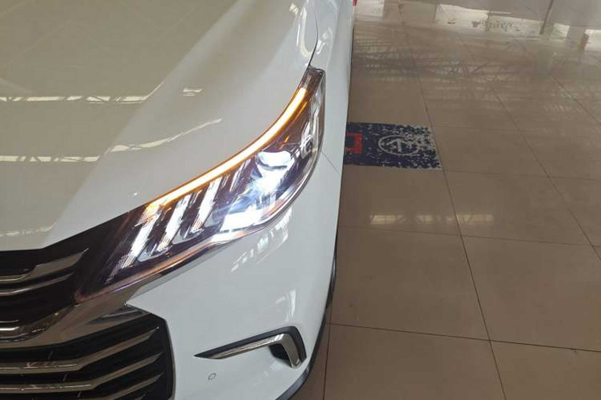 Used SAIC MAXUS G50 2020 1.5T Automatic Luxury Edition Left Front Headlight