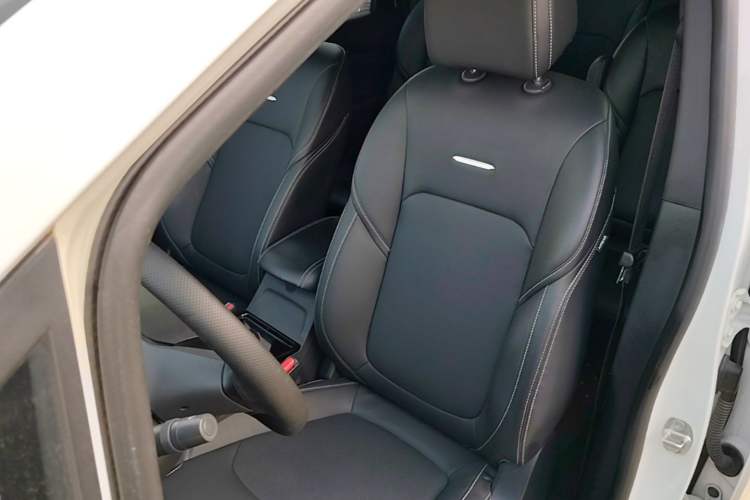 Used SAIC MAXUS G50 2020 1.5T Automatic Elite Edition Left Front Seat