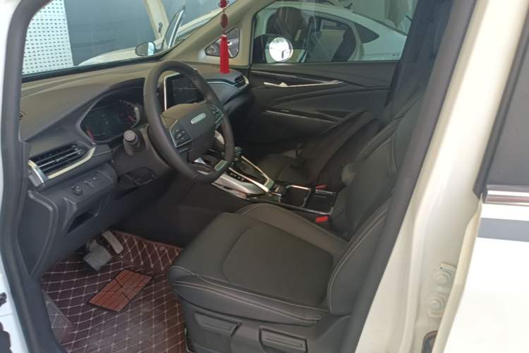 Used SAIC MAXUS G50 2020 1.5T Automatic Elite Edition Left Front Seat
