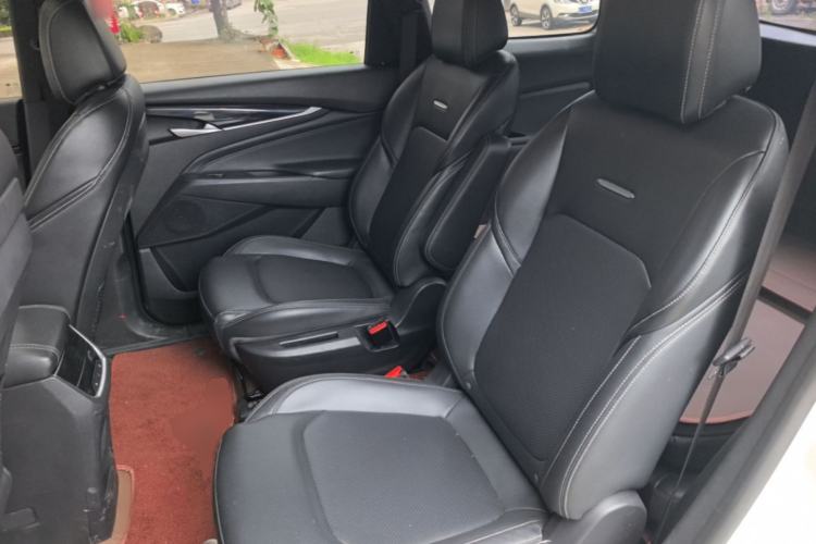 Used SAIC MAXUS G50 2020 1.5T Automatic Elite Edition Left Rear Seat