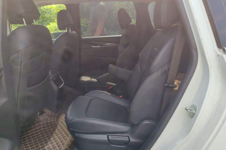 Used SAIC MAXUS G50 2020 1.5T Automatic Elite Edition Left Rear Seat