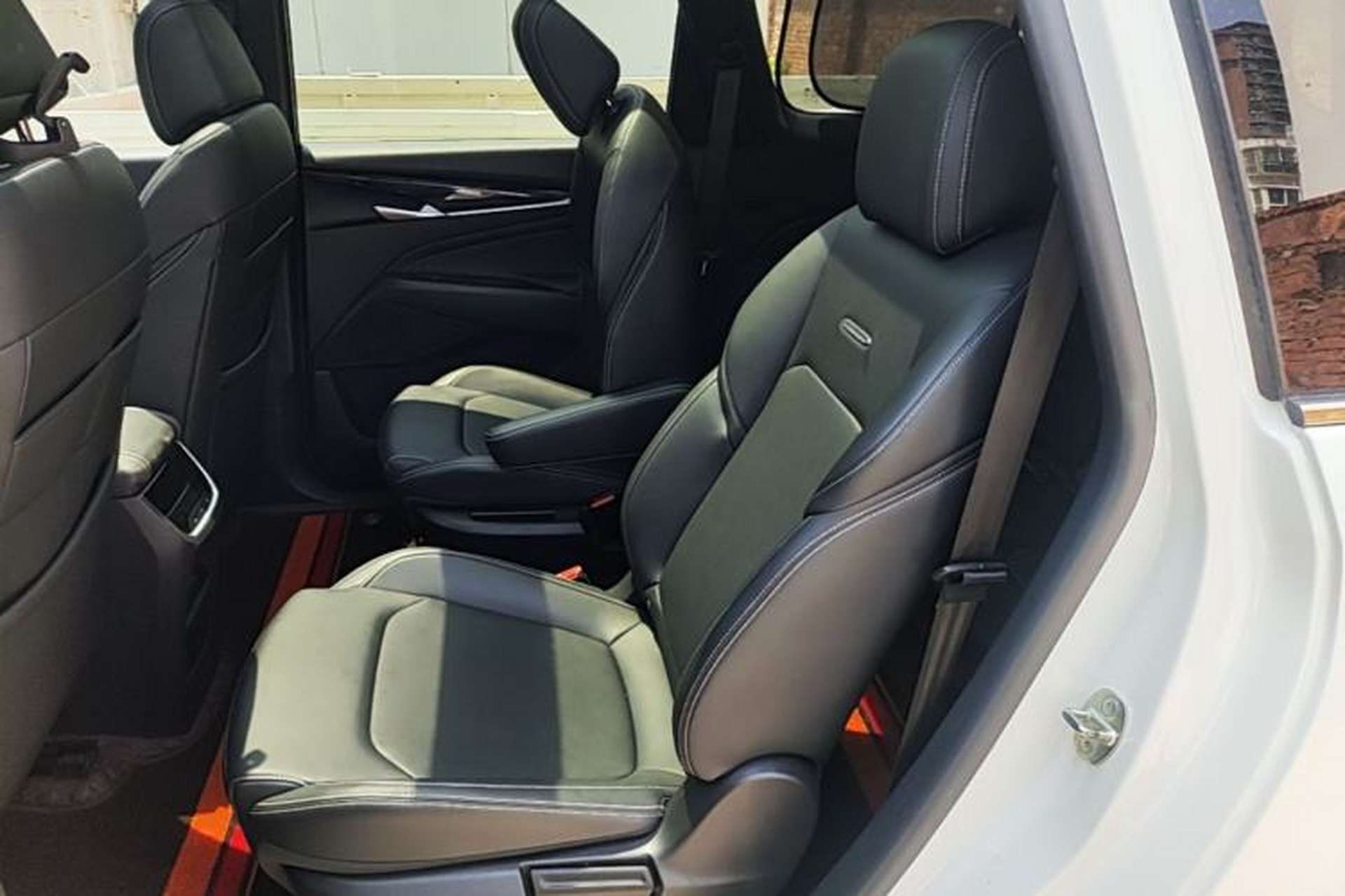 Used SAIC MAXUS G50 2020 1.5T Automatic Luxury Edition Left Rear Seat