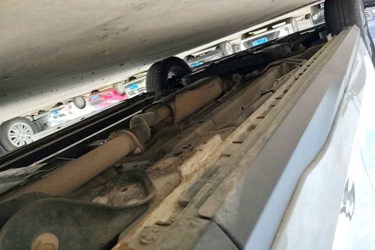 Used SAIC MAXUS G50 2020 1.5T Automatic Elite Edition Left Side Sill
