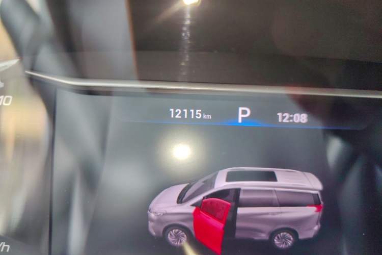 Used SAIC MAXUS G50  Odometer Close Up