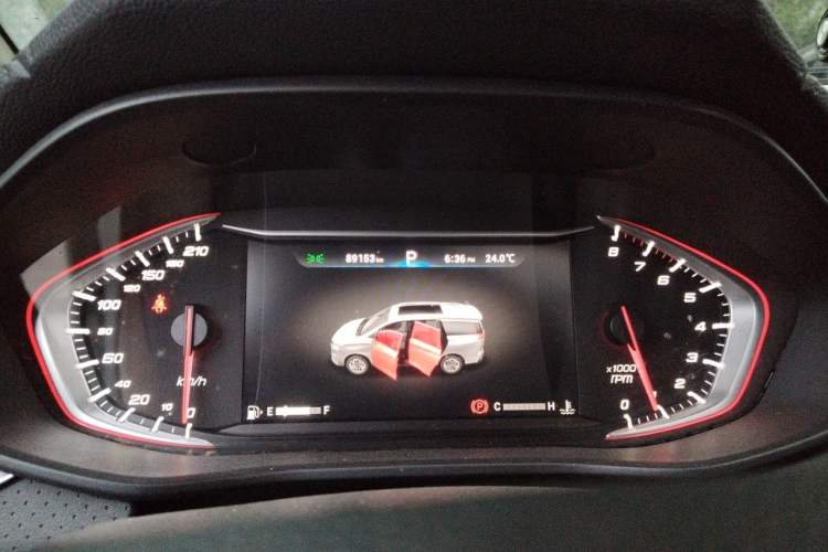 Used SAIC MAXUS G50 2020 1.5T Automatic Luxury Edition Odometer Close Up