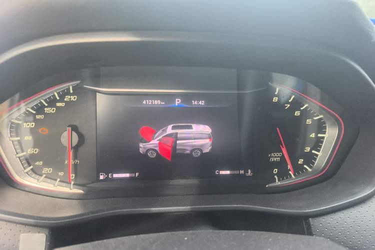 Used SAIC MAXUS G50 2020 1.5T Automatic Luxury Edition Odometer Close Up