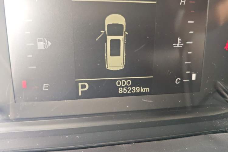 Used SAIC MAXUS G50 2020 1.5T Automatic Elite Edition Odometer Close Up