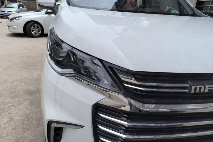 Used SAIC MAXUS G50 2020 1.5T Automatic Elite Edition Right Front Headlight