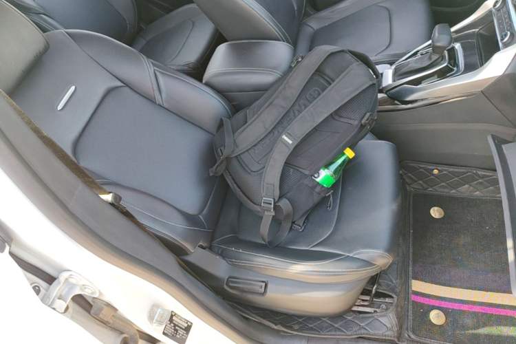 Used SAIC MAXUS G50 2020 1.5T Automatic Elite Edition Right Front Seat