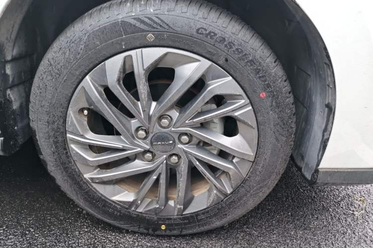Used SAIC MAXUS G50 2020 1.5T Automatic Luxury Edition Right Front Wheel Hub