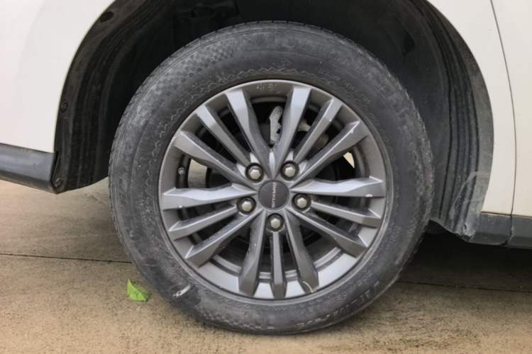 Used SAIC MAXUS G50 2020 1.5T Automatic Elite Edition Right Rear Wheel Hub