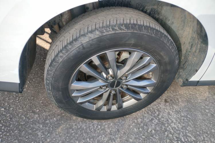 Used SAIC MAXUS G50 2020 1.5T Automatic Elite Edition Right Rear Wheel Hub