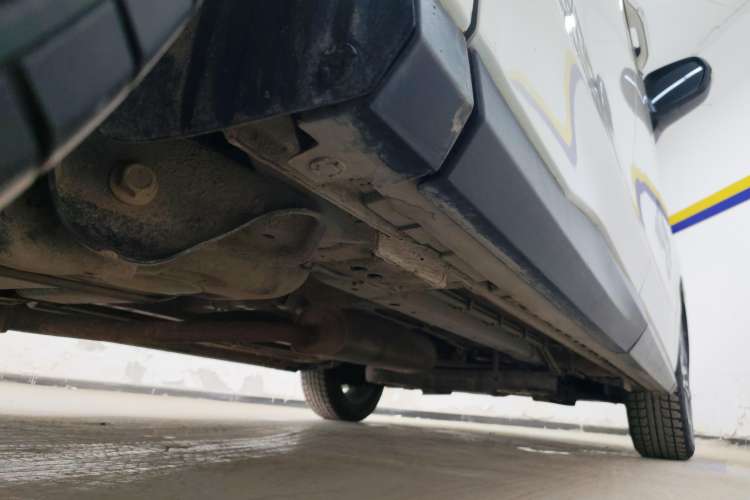 Used SAIC MAXUS G50 2020 1.5T Automatic Elite Edition Right Side Sill