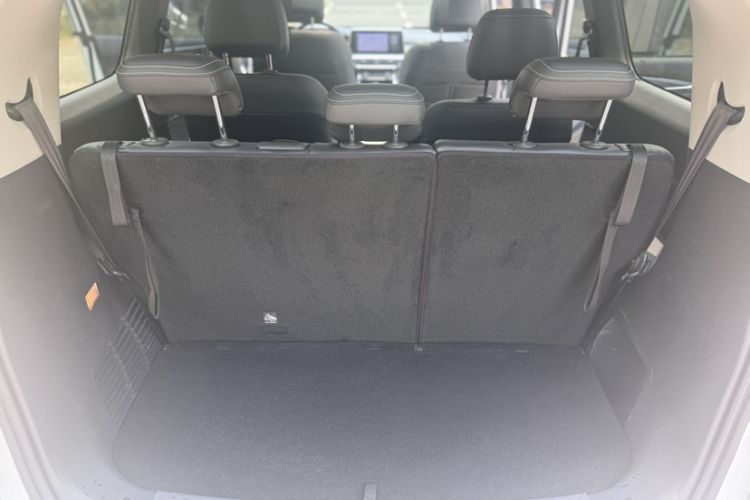Used SAIC MAXUS G50 2020 1.5T Automatic Luxury Edition Trunk