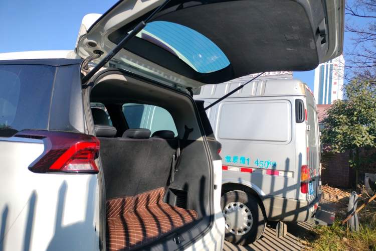 Used SAIC MAXUS G50 2020 1.5T Automatic Elite Edition Trunk